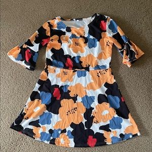 Size large dress with floral design